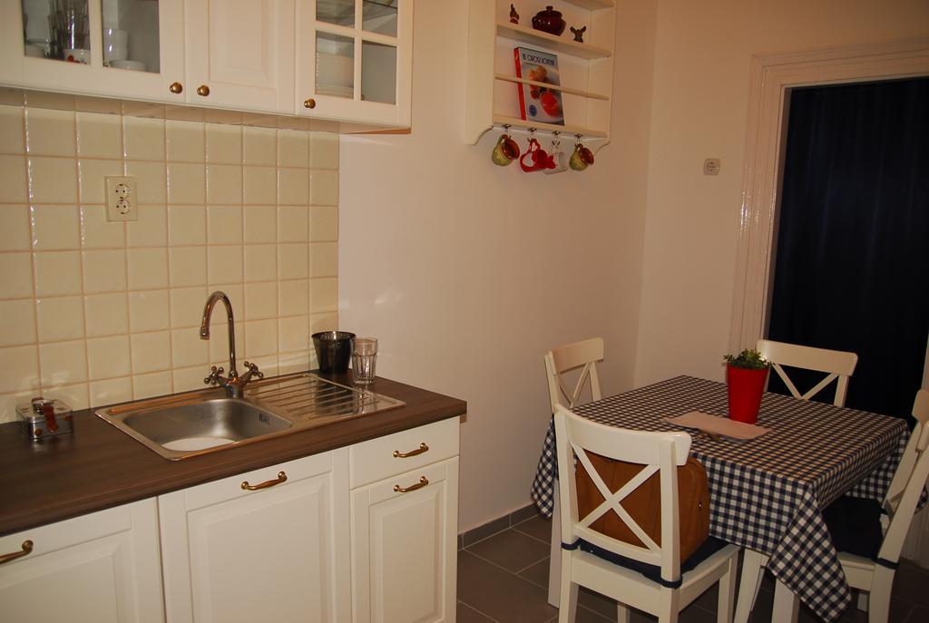 Balázs Apartment - Oktogon Budapest Kültér fotó